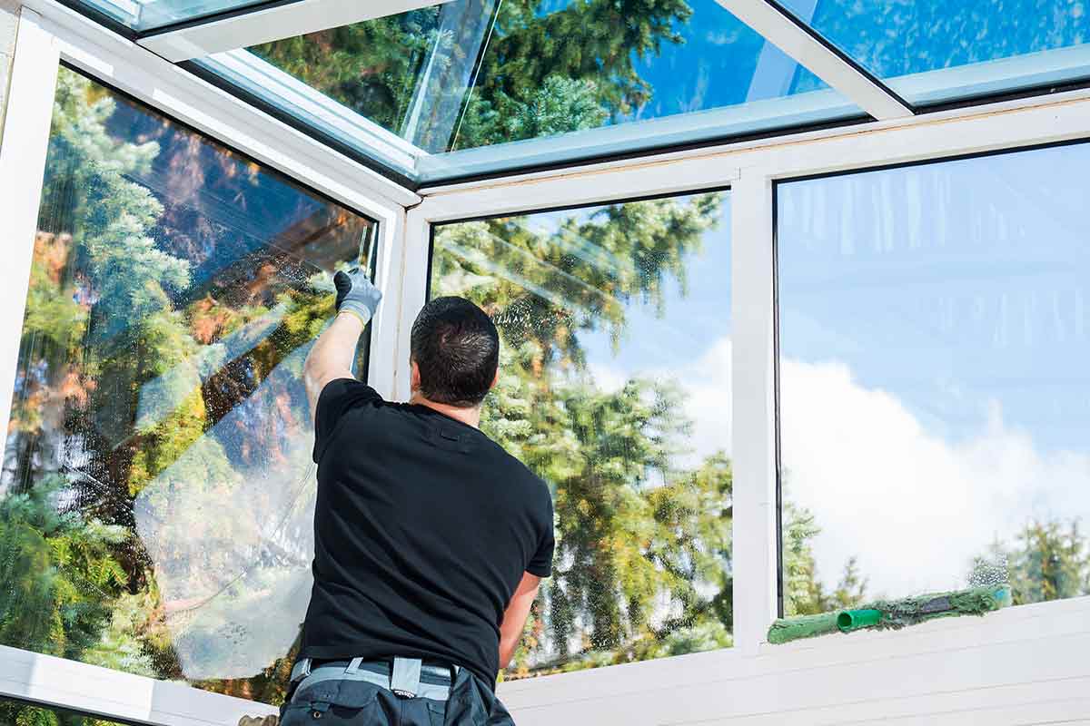 How to Safely Access and Work On a Conservatory Roof